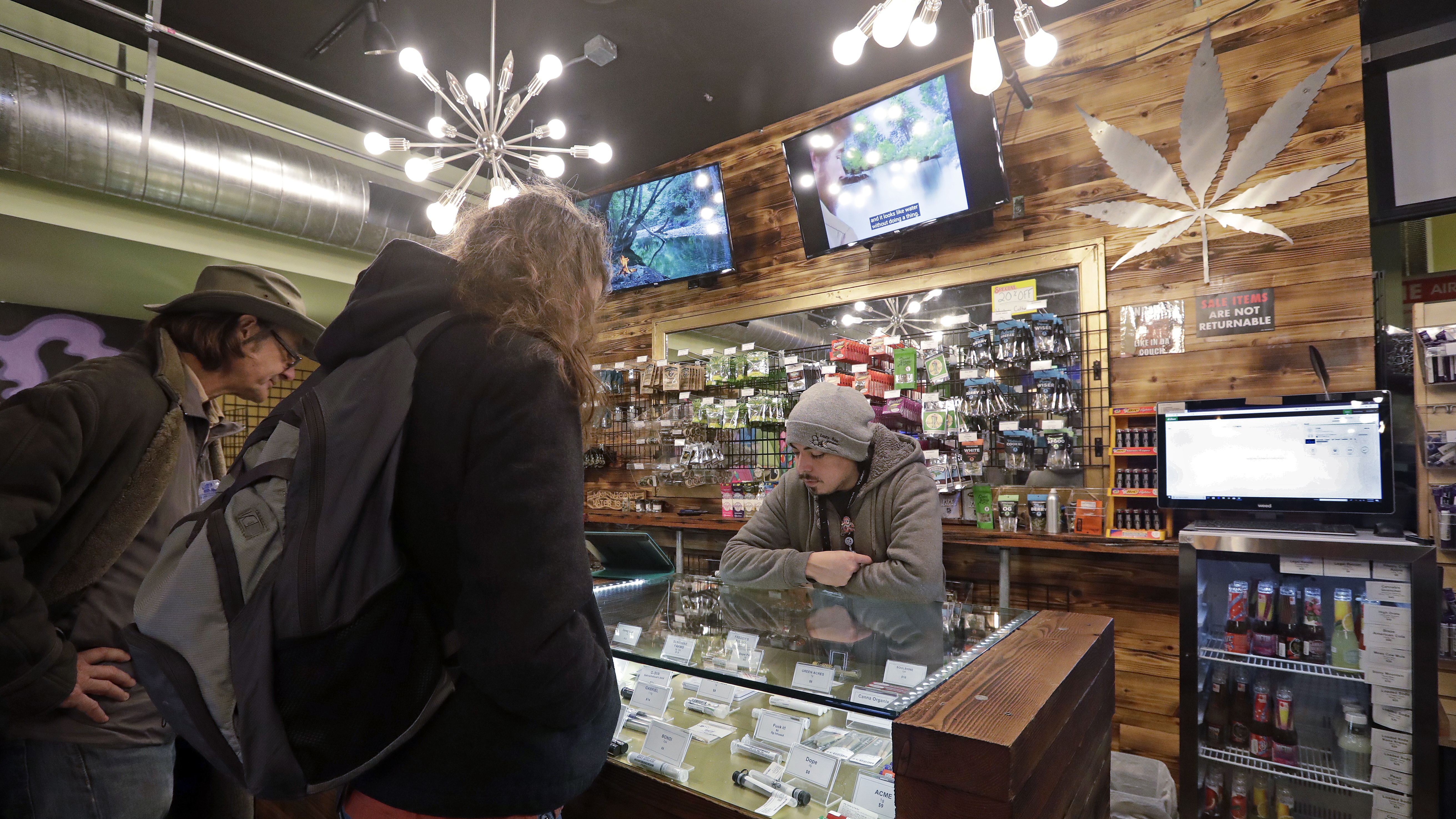 Lender Gives Cannabis Operators the Money They Need to Get Started - Vimarsana News