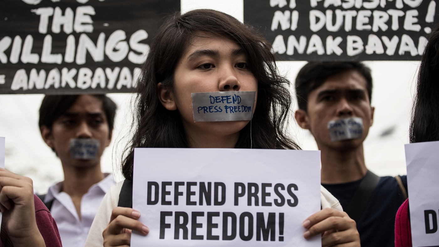 media in the philippines essay