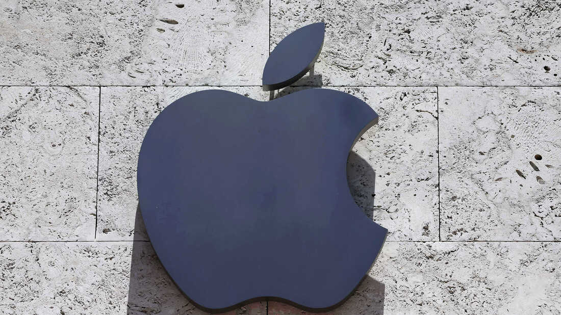 The Apple logo at a store in Miami Beach, Fla., in 2017.