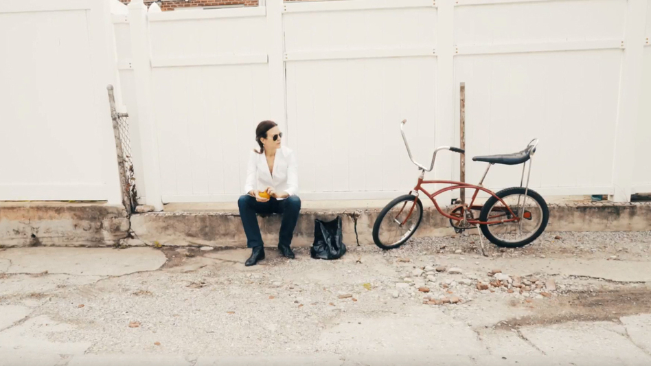 Juliana Hatfield's new album, <em>Juliana Hatfield Sings Olivia Newton-John</em>, comes out April 13 (YouTube)