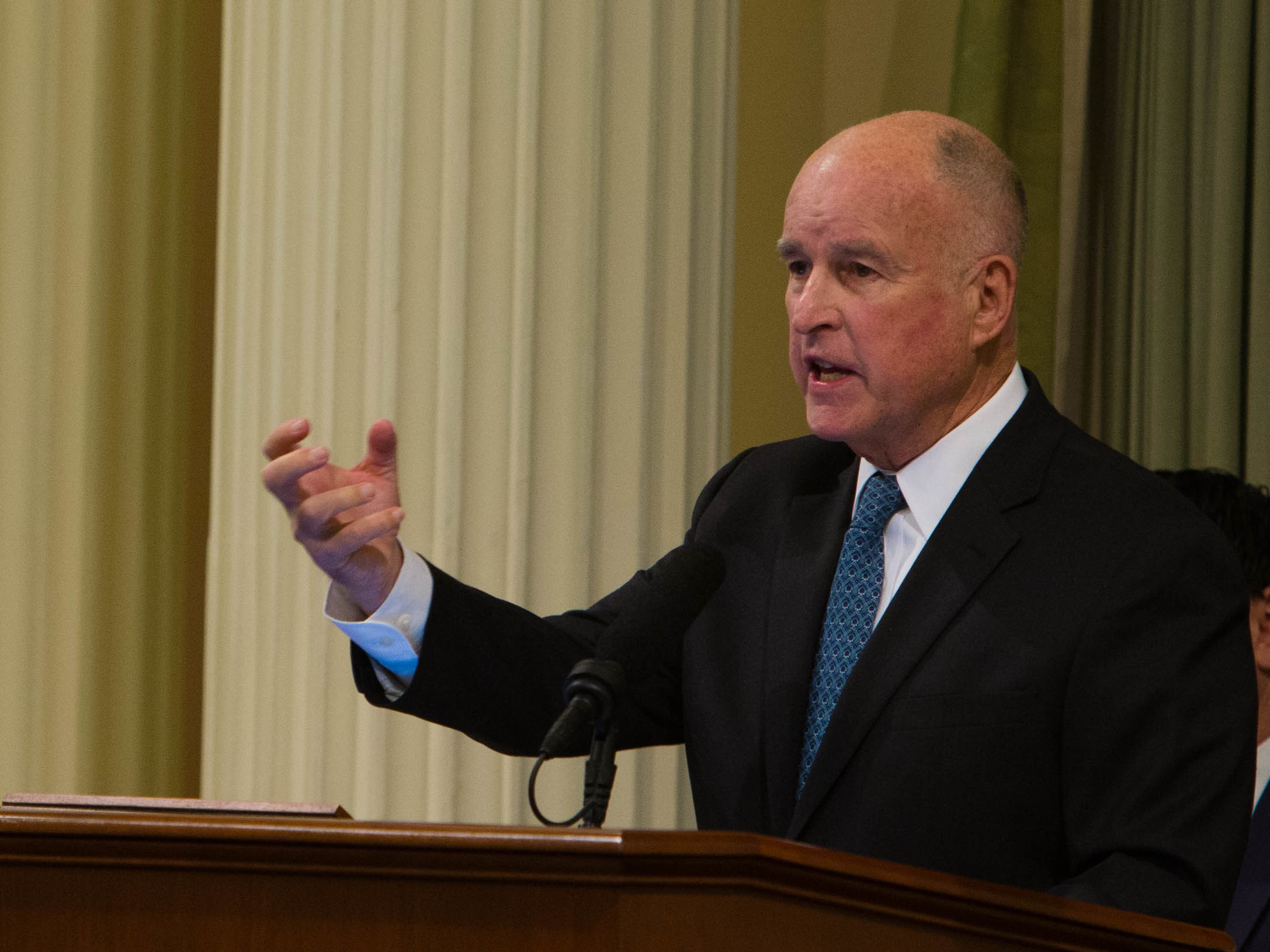 California Gov. Jerry Brown delivers his State of the State Address at the Capitol in Sacramento on Jan. 25, 2018. (Capital Public Radio)