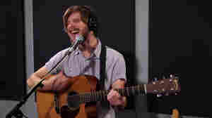 Watch Mt. Joy's In-Studio Performance of 'Silver Lining' 