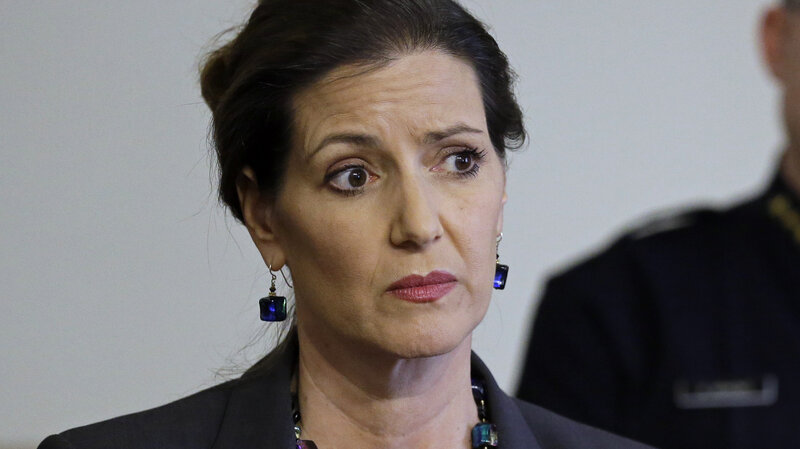 oakland mayor stands by fair warning of impending ice operation