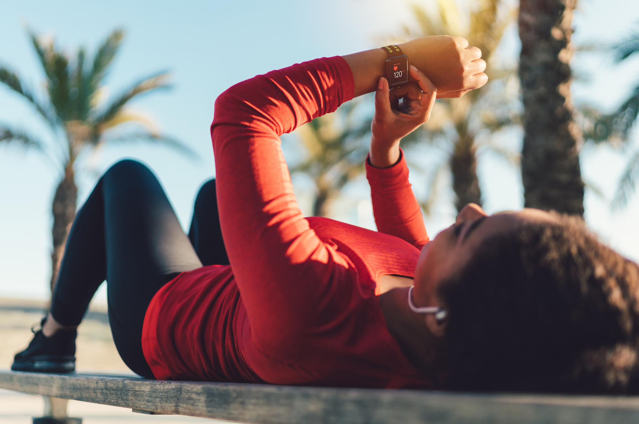 It's one thing to track your heart rate, pulse or other movements with a smart watch or other consumer electronics, researchers say, but quite another to rely on the device to diagnose a disease. (Getty Images)
