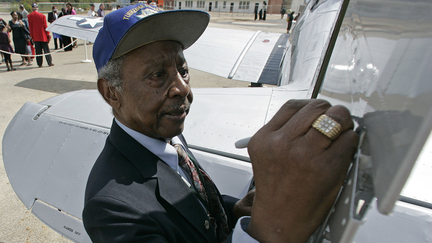 Floyd J. Carter, A Tuskegee Airman And NYPD Detective, Dies At 95