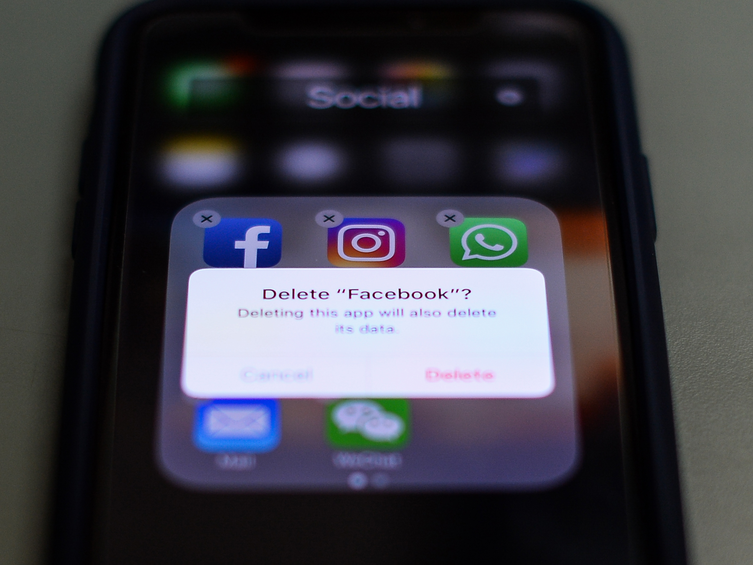 Companies such as Playboy and Space X have deleted their official Facebook pages amid the Cambridge Analytica scandal. The social media giant is losing more than just profiles: Its market value has decreased by $80 billion. (AFP/Getty Images)