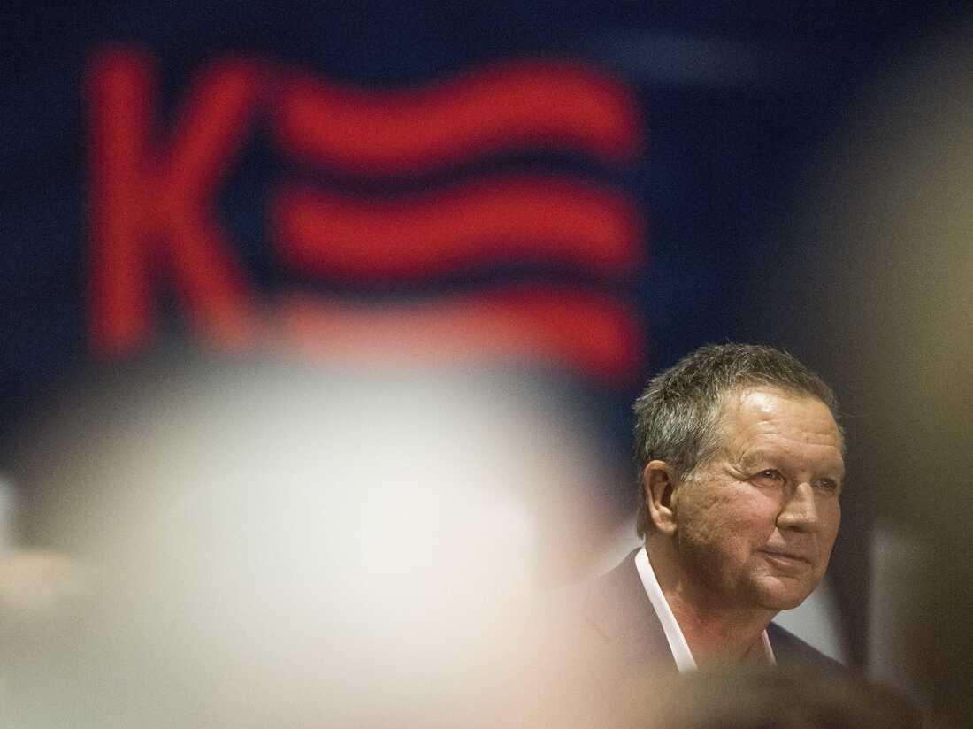 Ohio Gov. and Republican presidential candidate John Kasich speaks at a town hall meeting in Ohio in 2016.