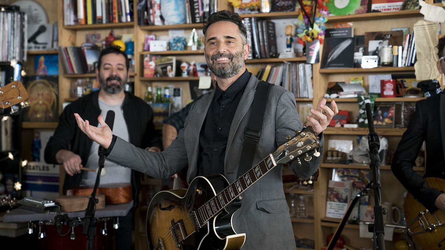 Jorge Drexler: Tiny Desk Concert