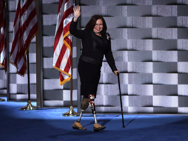 sen-duckworth-3b47e6ca7e82c88d98c5648f130fcb7e734c6ed0-s800-c85.jpg