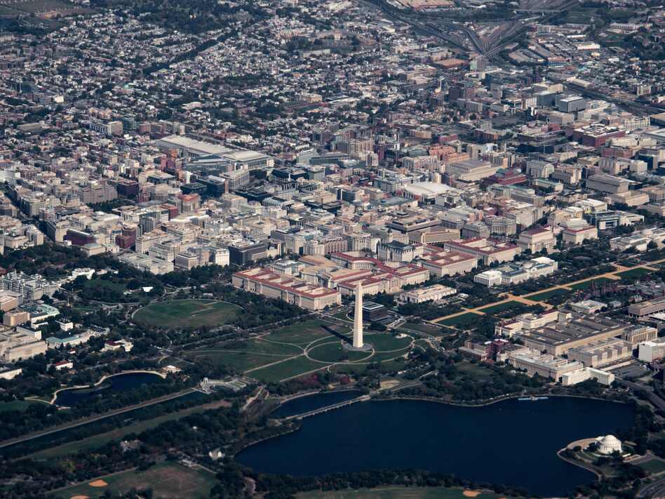 Washington, D.C., is competing against its suburbs in Virginia and Maryland for Amazon's second headquarters. (Nicholas Kamm/AFP/Getty Images)