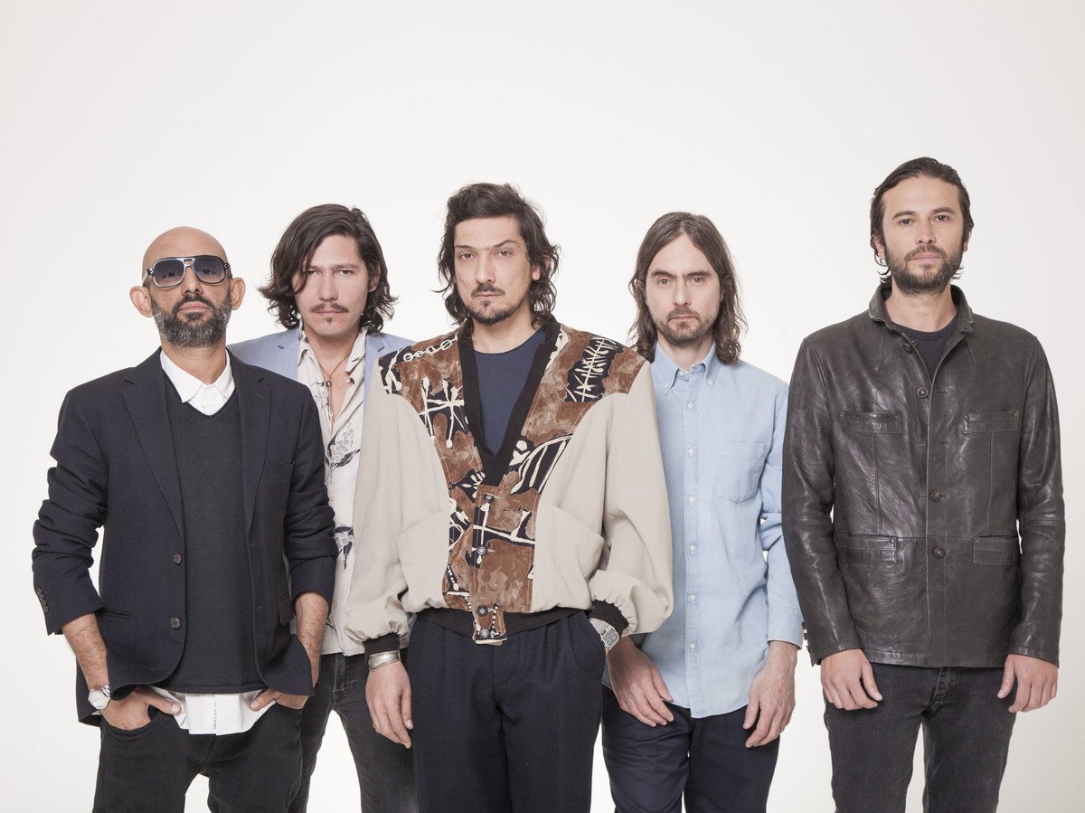 On The Brink Of A U.S. Tour, Mexico's Zoé Sounds Great In Any Language