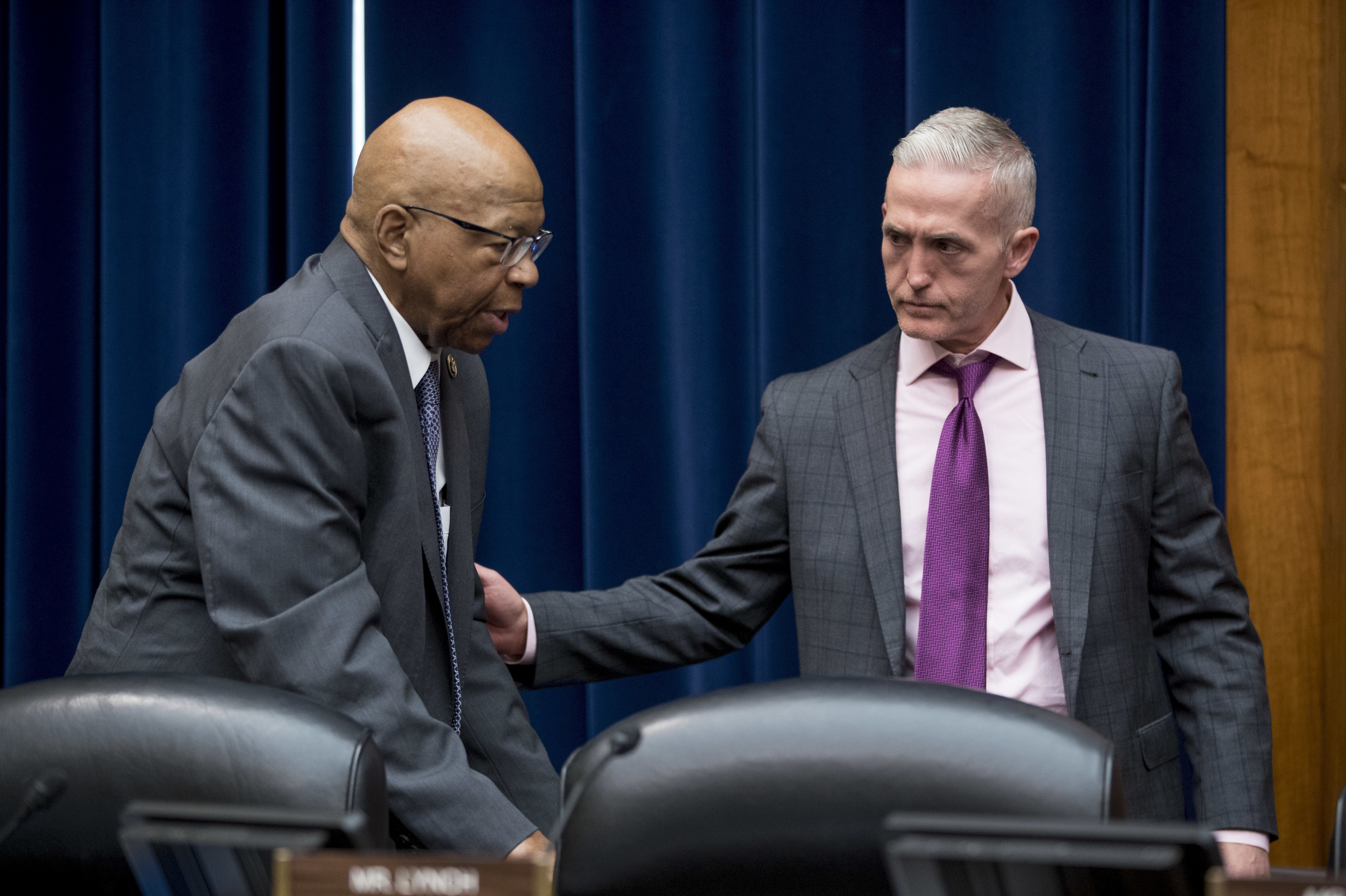 House Oversight and Government Reform Committee Chairman Trey Gowdy, R-S.C. (right) and Ranking Member Elijah Cummings, D-Md., prepare for a hearing on May 8.