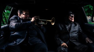Van Morrison và Joey DeFranceco tạo ra sự bổ sung chết người cho một quy tắc cũ