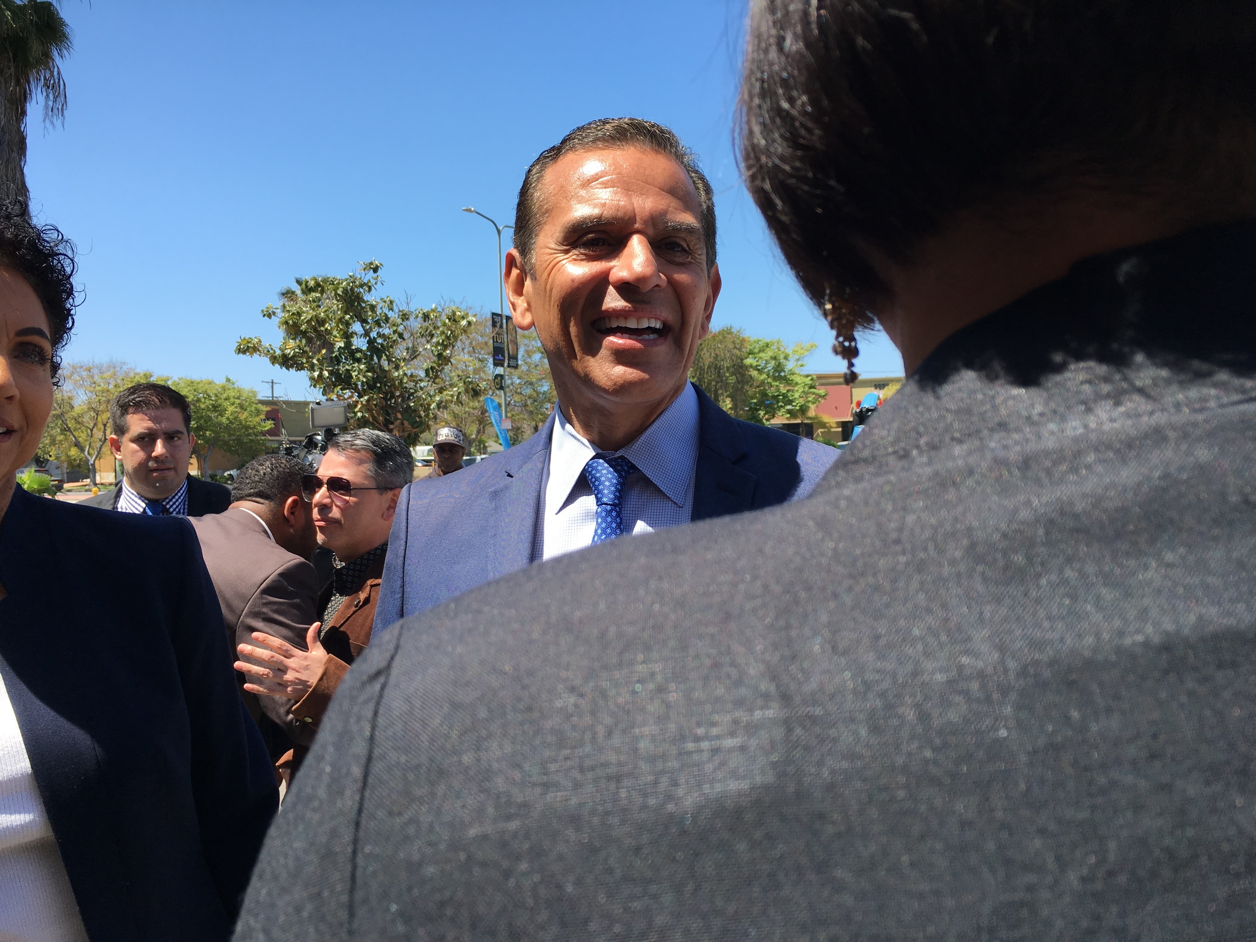 GOP Fears It Will Be Shut Out Of California Governor's Race 1 Antonio Villaraigosa went to South Los Angeles earlier this month to thank African-American political, religious and community leaders for their endorsements.