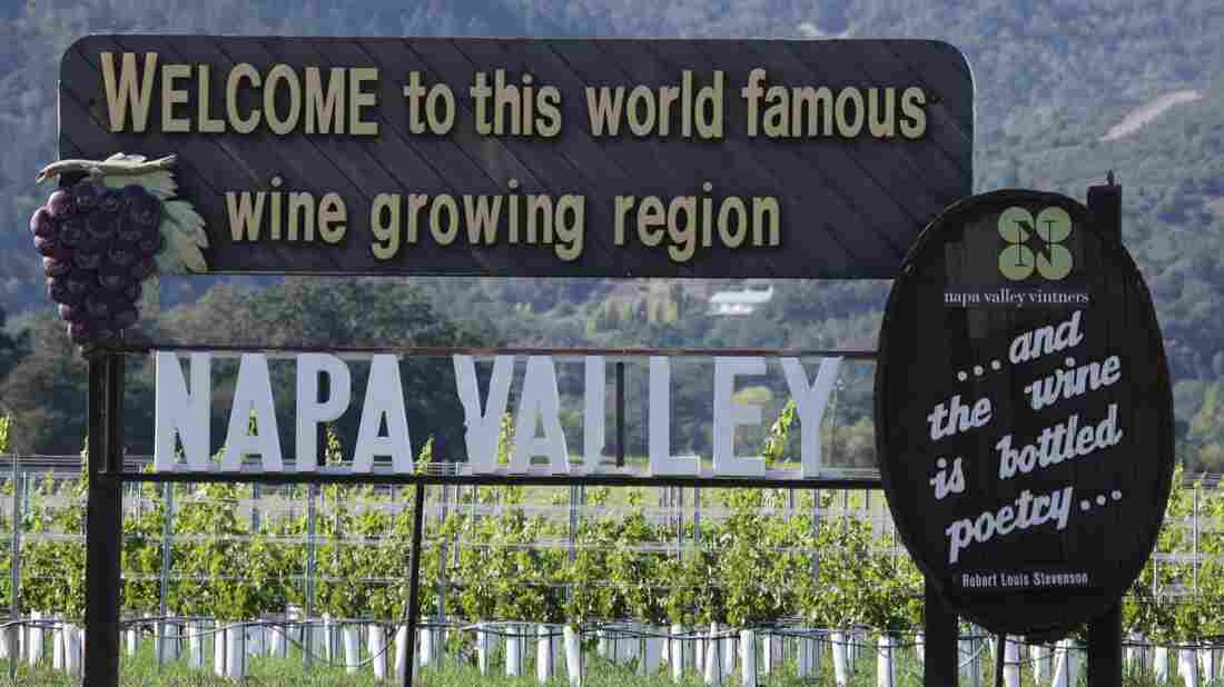 A sign welcoming visitors to the Napa Valley along Highway 29 in Oakville, Calif.