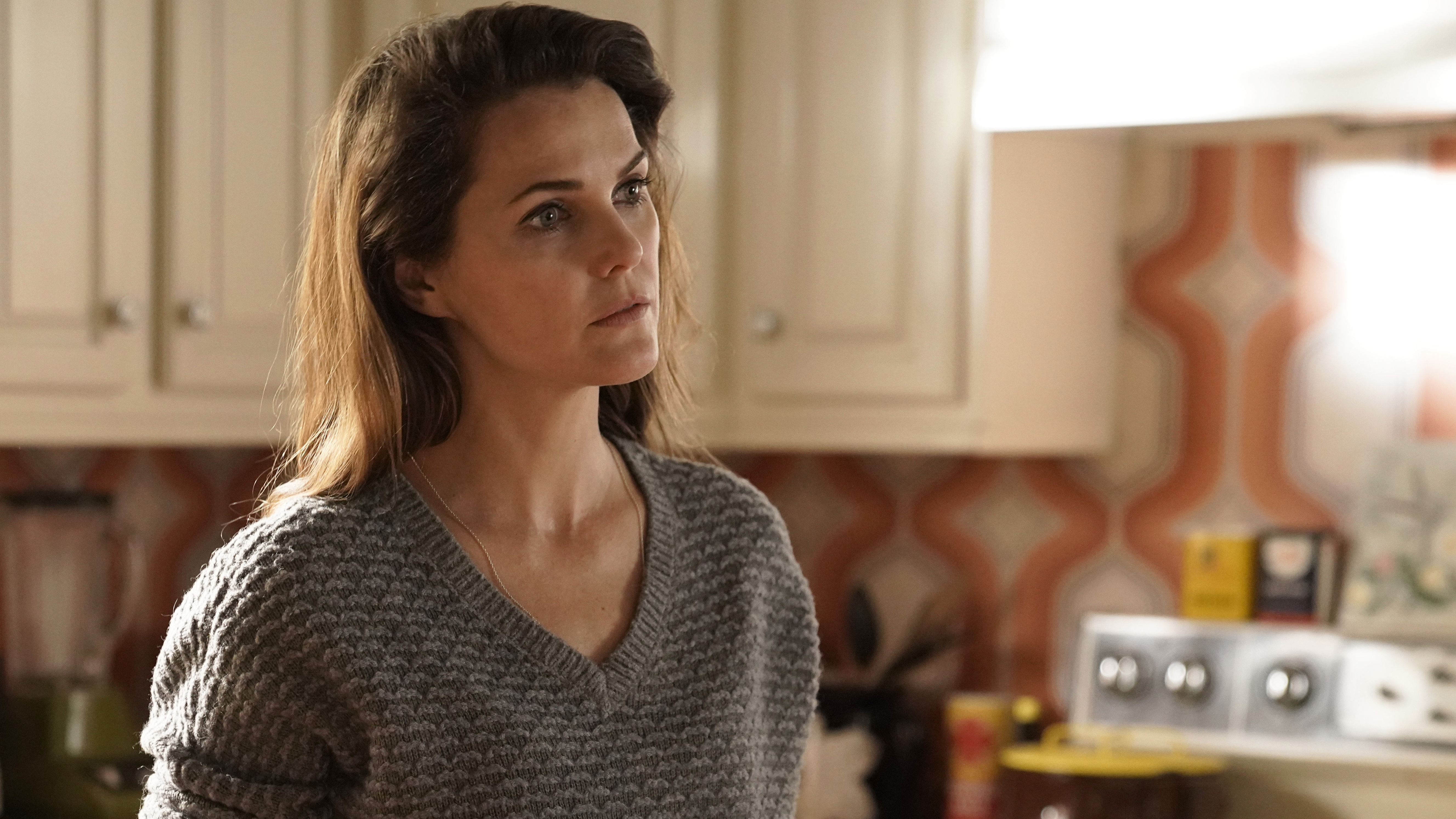 Keri Russell as Elizabeth Jennings. (FX)