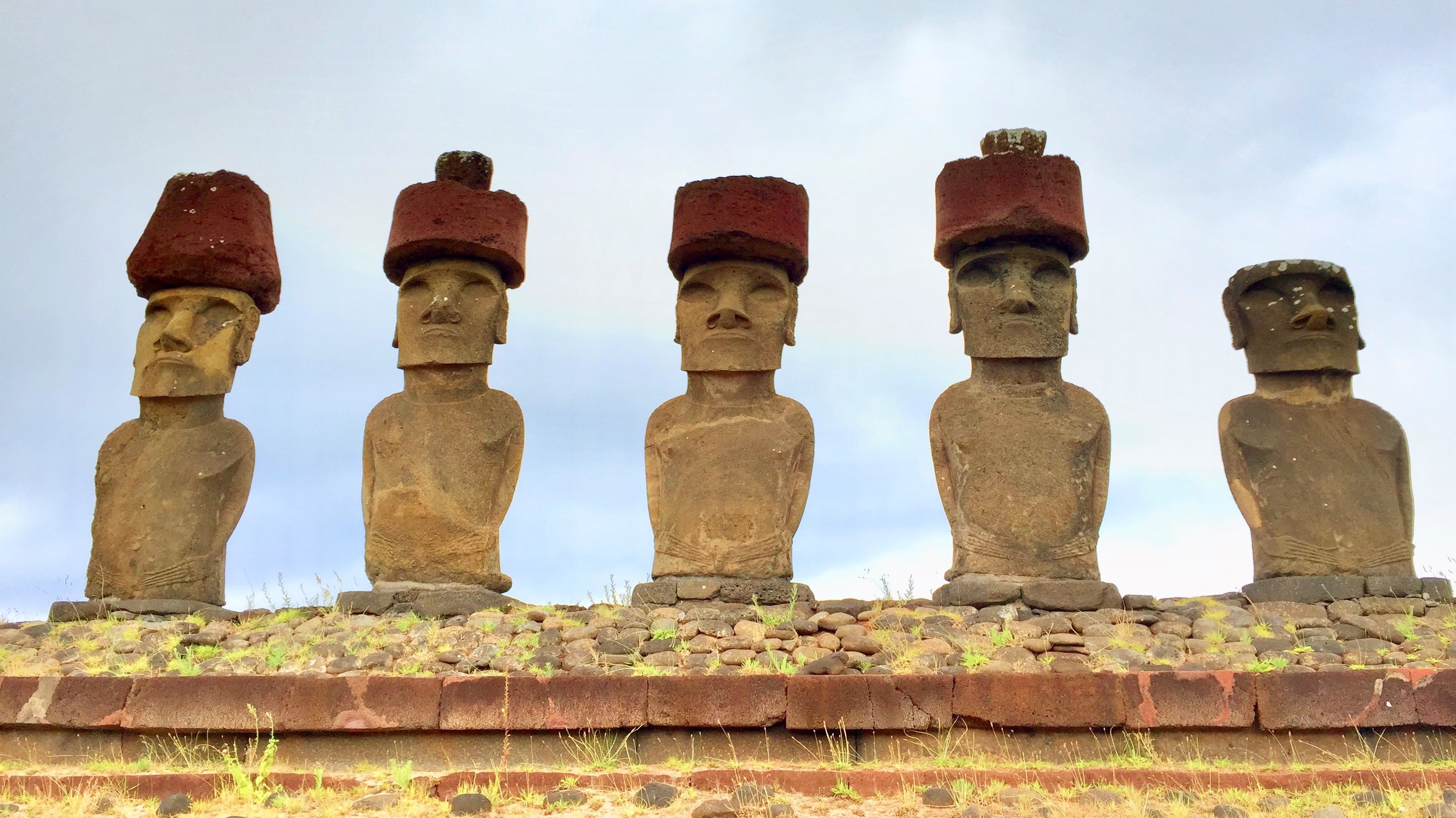 How Did Easter Islanders Lift Statues' 13Ton Hats? Researchers May