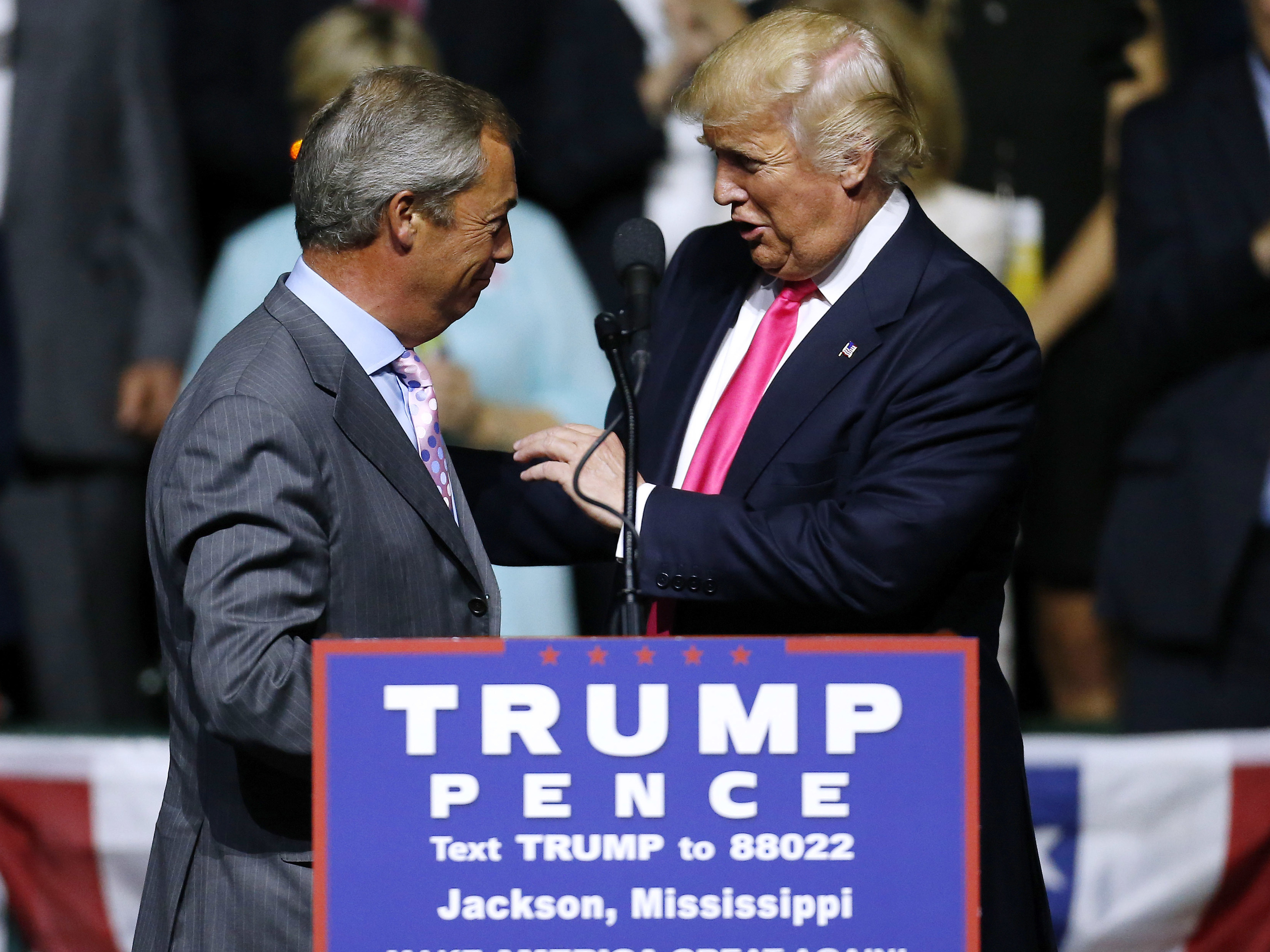 Reporter Shows The Links Between The Men Behind Brexit And The Trump Campaign