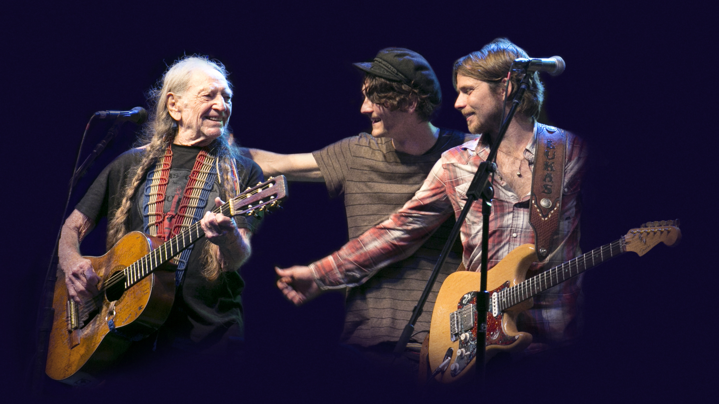 After Illness, Willie Nelson Is On The Road Again With Family At His Side :  NPR