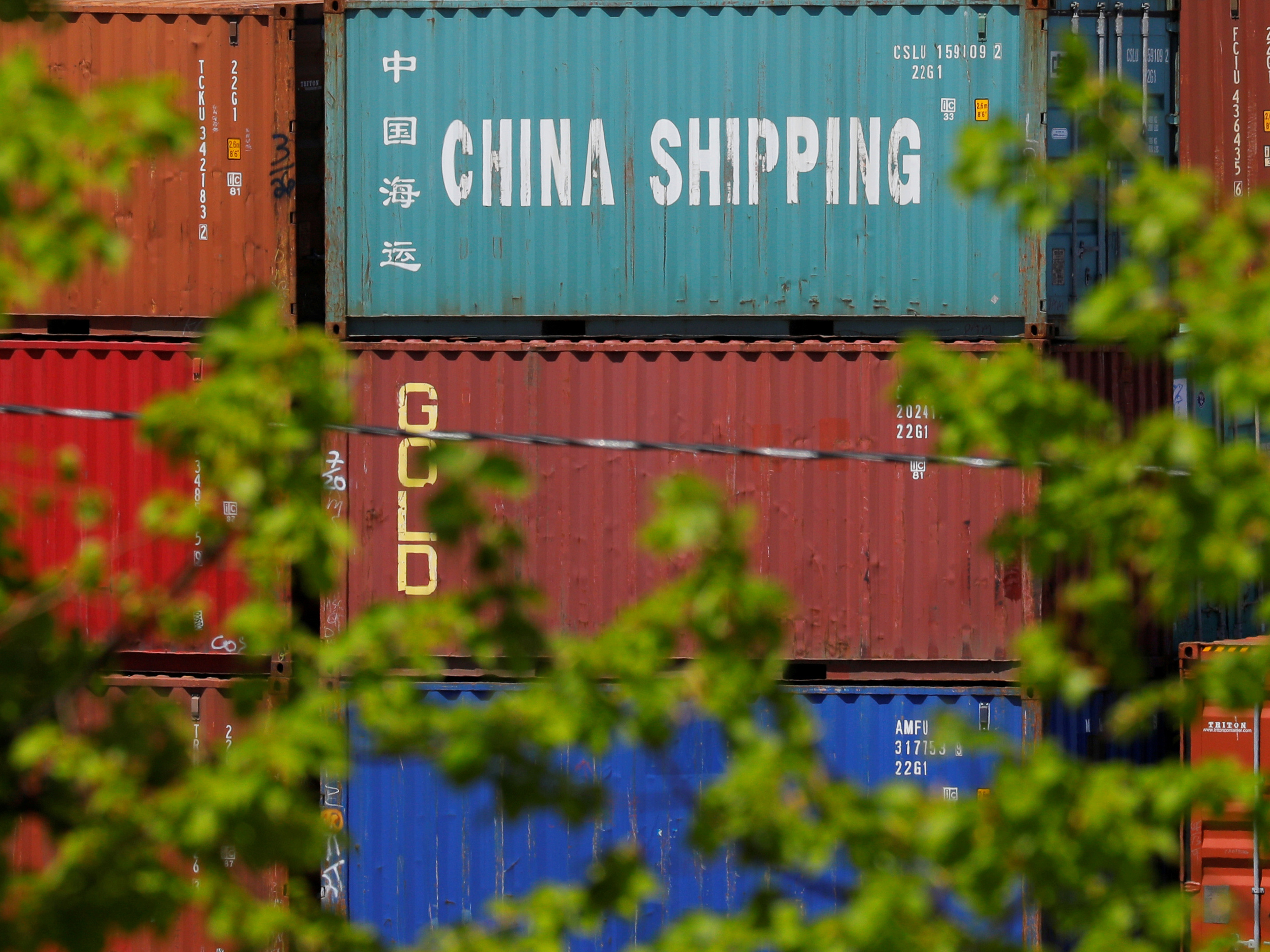 The Trump administration threatened to raise proposed tariffs on Chinese imports from 10 percent to 25 percent, escalating U.S. trade tensions with Beijing.