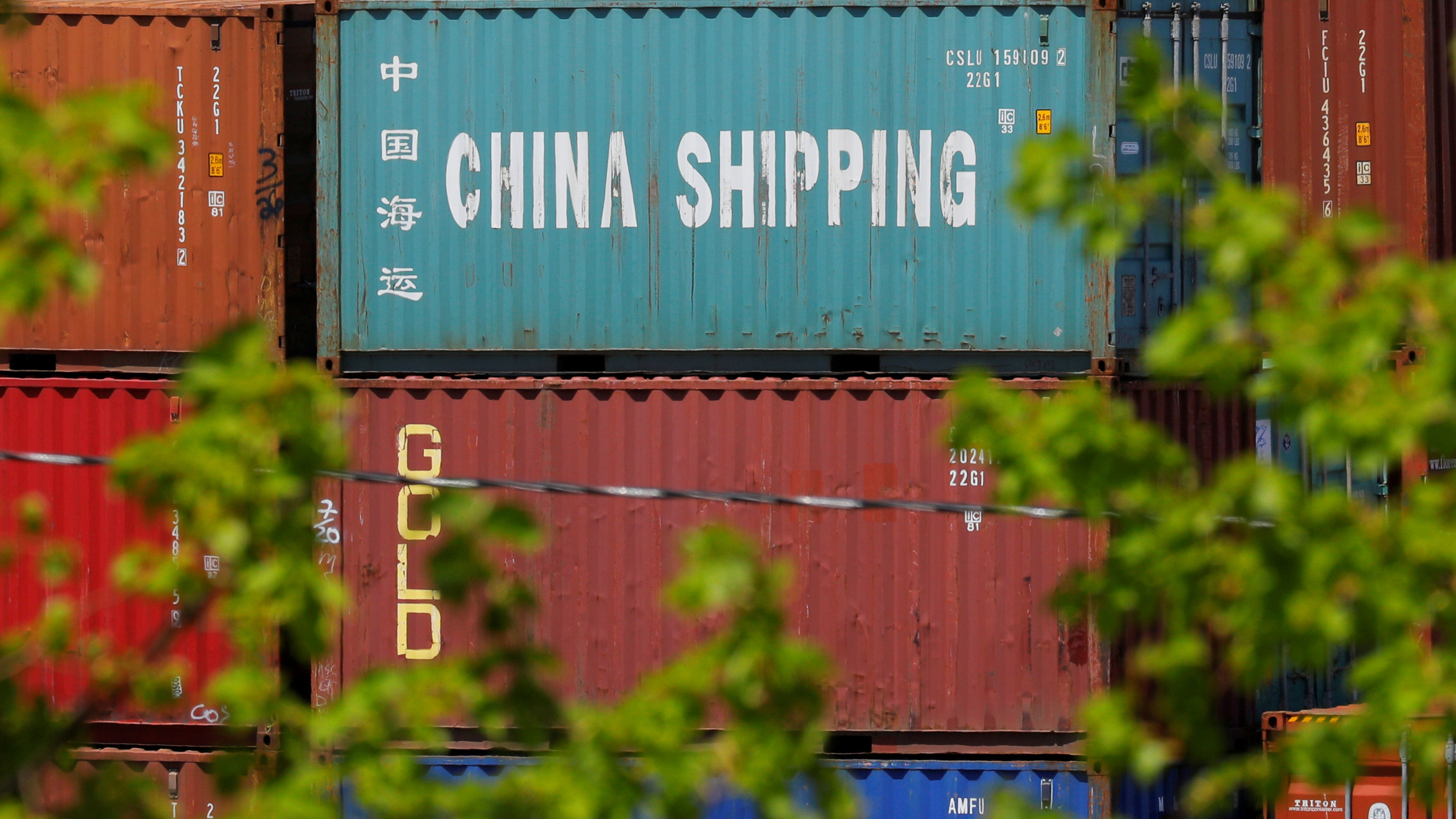 The Trump administration threatened to raise proposed tariffs on Chinese imports from 10 percent to 25 percent, escalating U.S. trade tensions with Beijing.