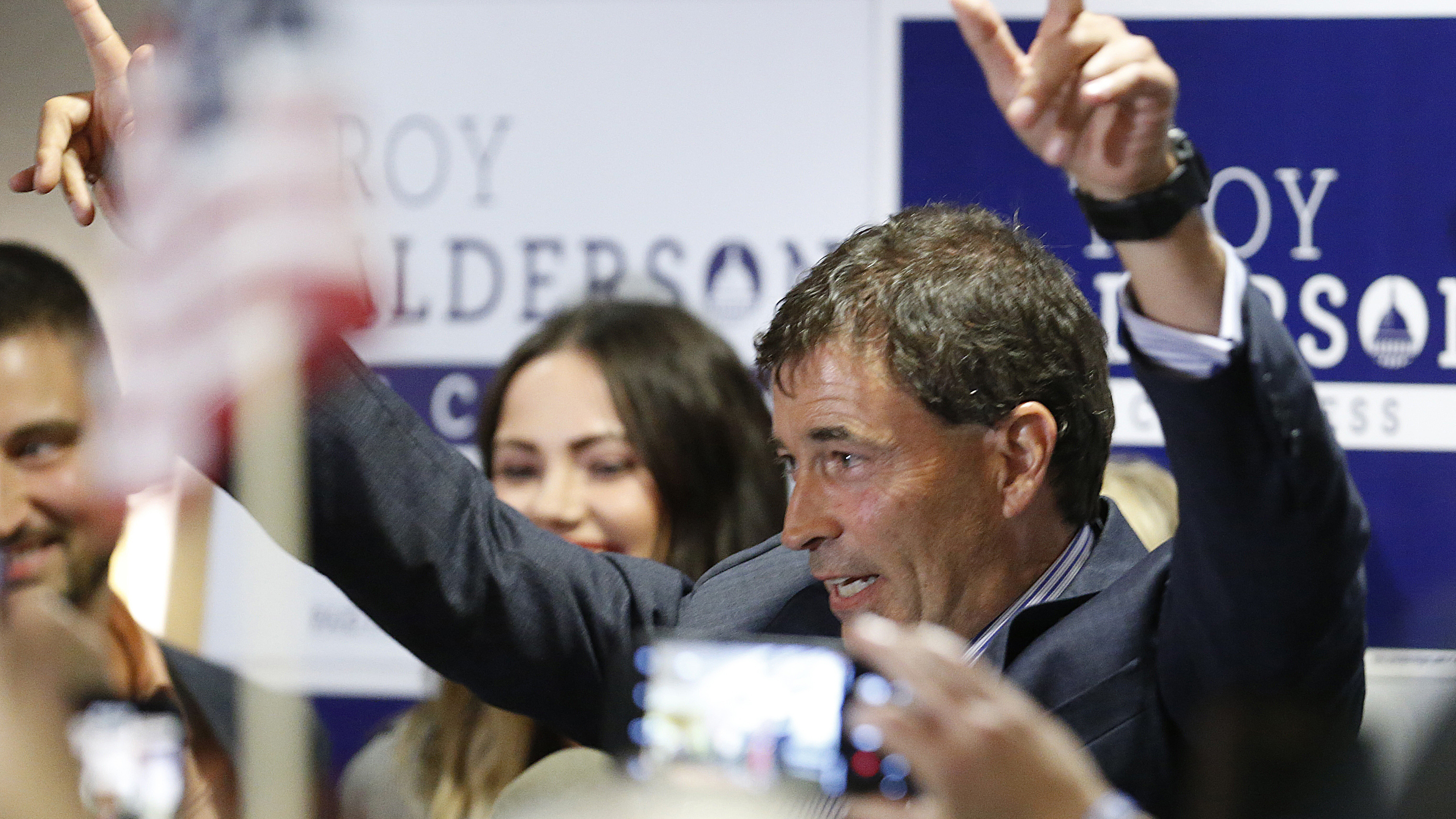 Republican narrowly leads in Ohio special election, but warning signs loom for GOP