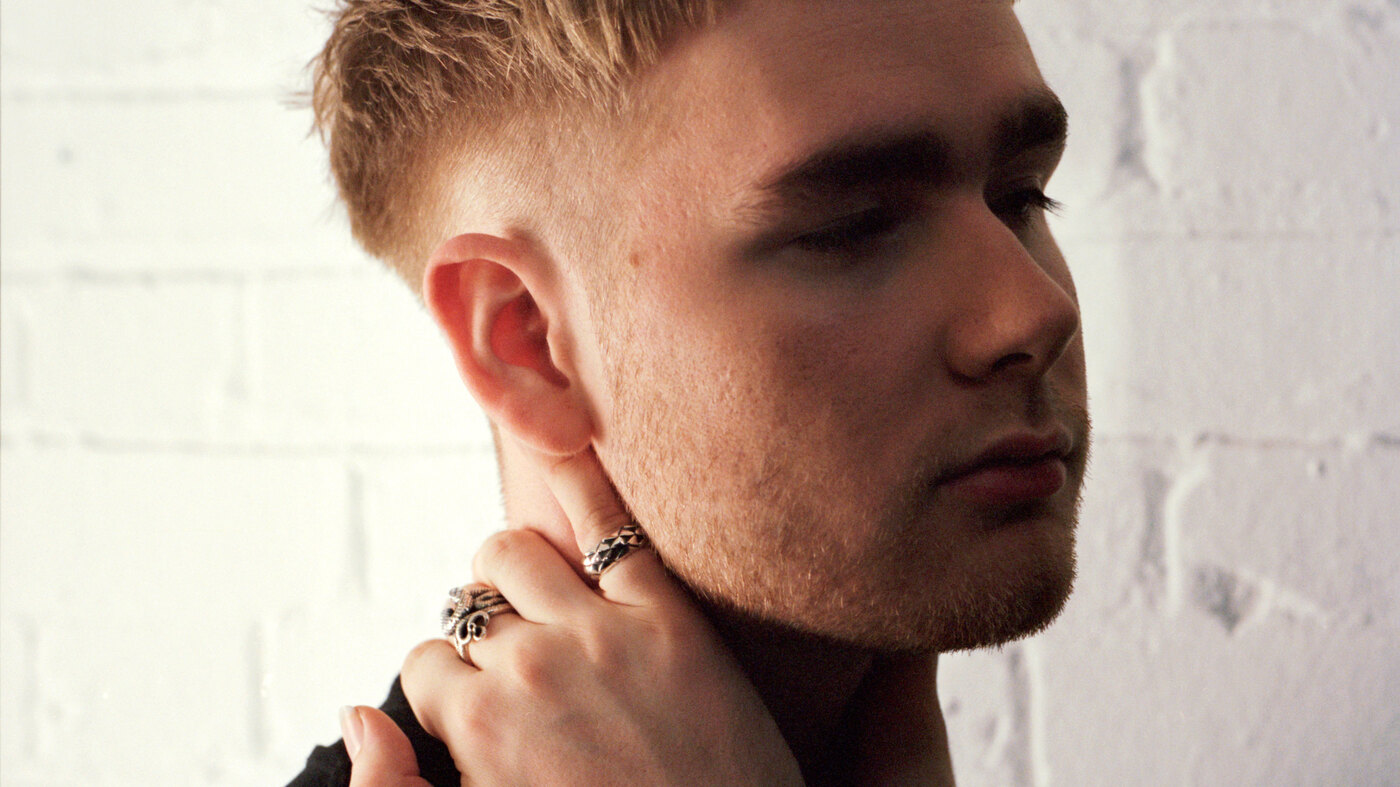 Mura Masa's 'Complicated' Feat. Nao Is Not Your Conventional, Overblown Love Song