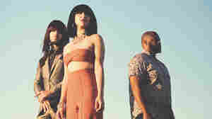 Khruangbin, Live In Concert: Newport Folk 2018