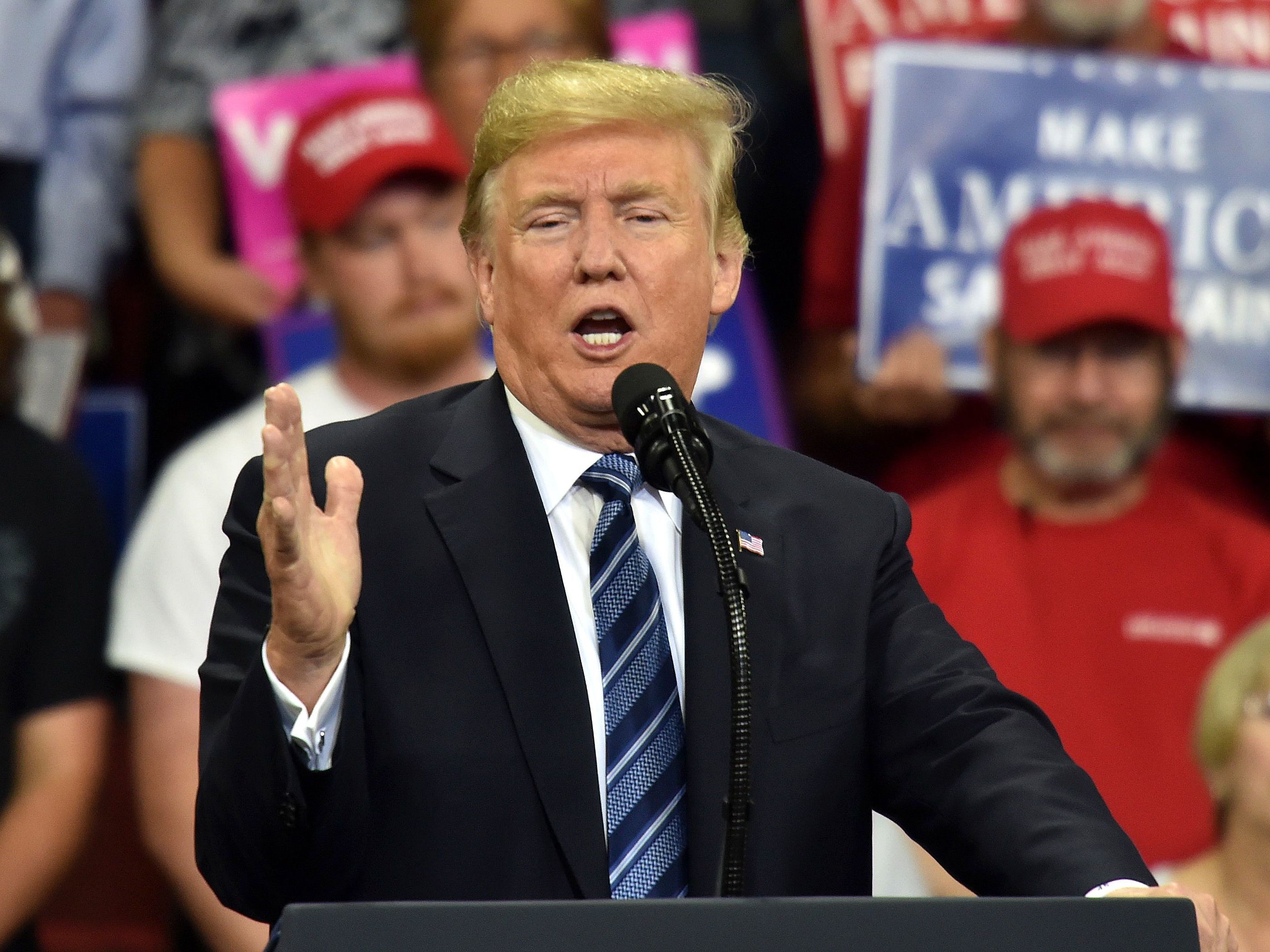 'Low IQ,' 'SPECTACULAR,' 'dog': How Trump tweets about African-Americans