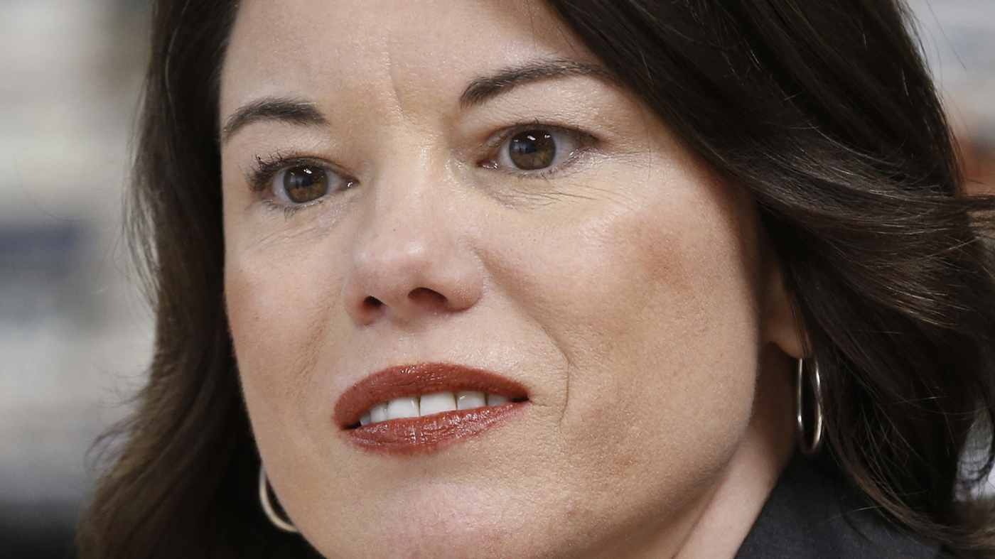 There's A $500,000 Gender Gap When It Comes To Campaign Fundraising : NPR