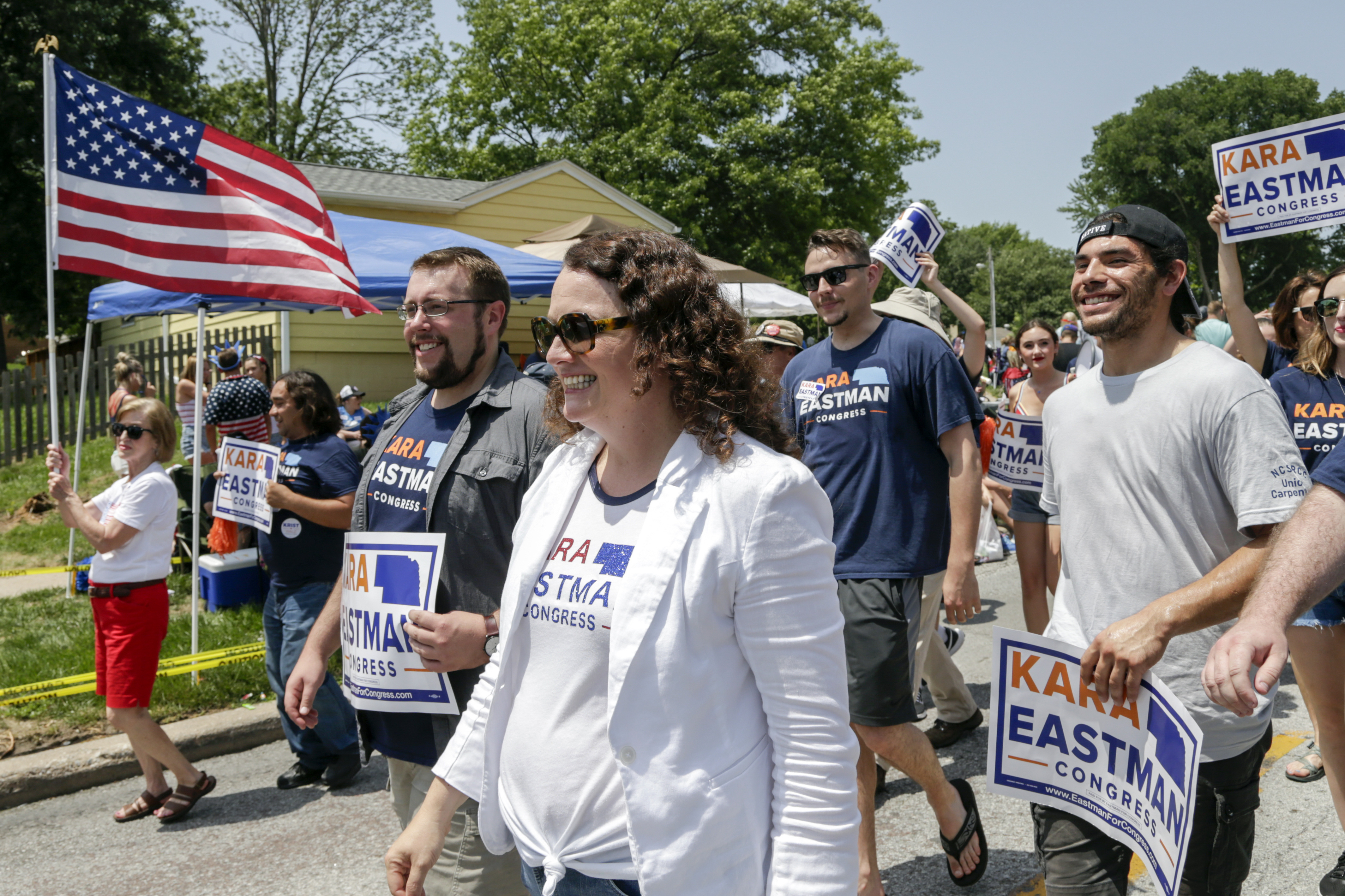 There's a $500,000 gender gap when it comes to campaign fundraising