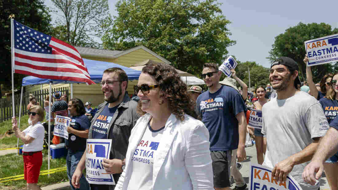 There's A $500,000 Gender Gap When It Comes To Campaign Fundraising