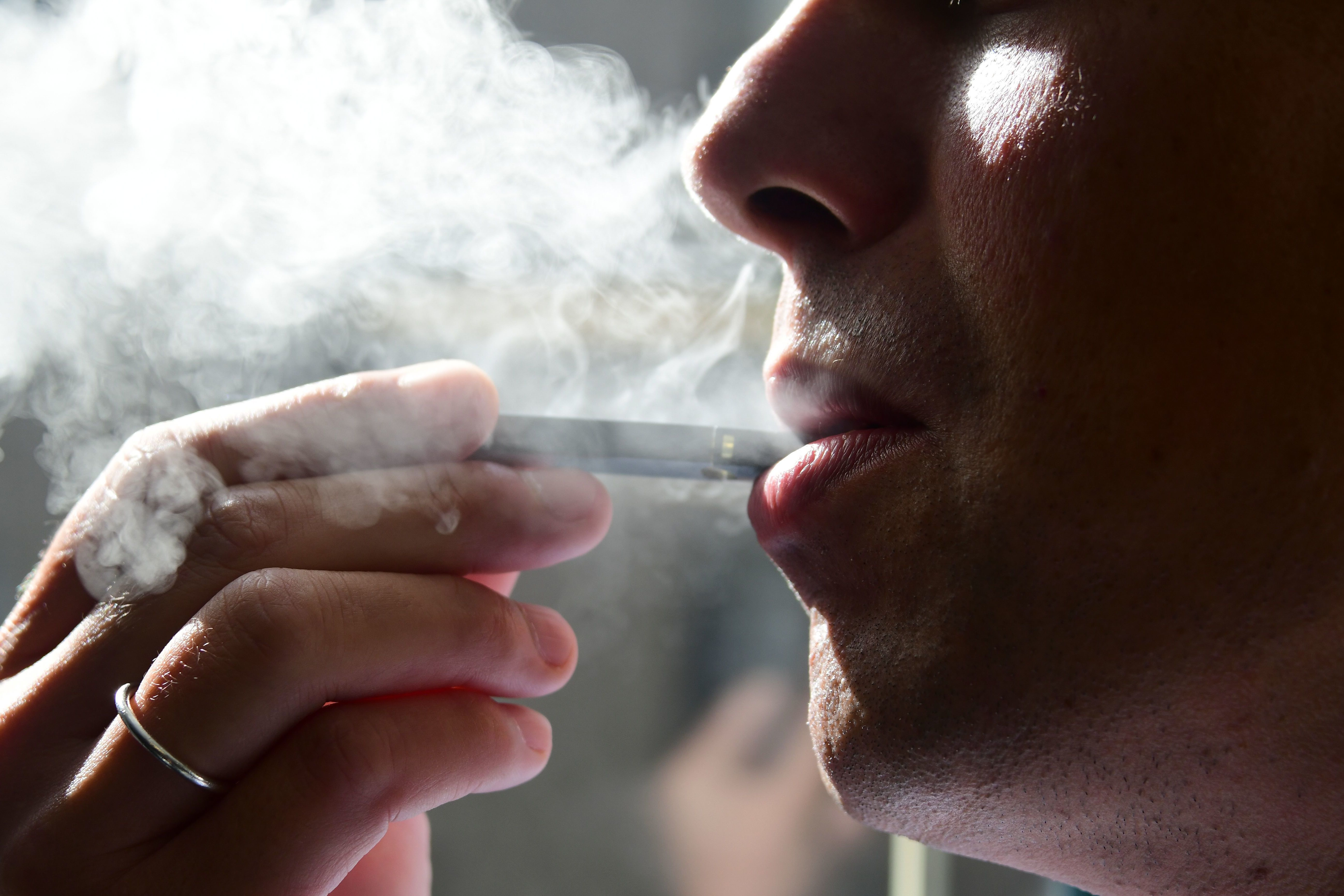 FDA Seizes Documents From E-Cigarette Maker Amid Crackdown On Flavored  Vapes : NPR
