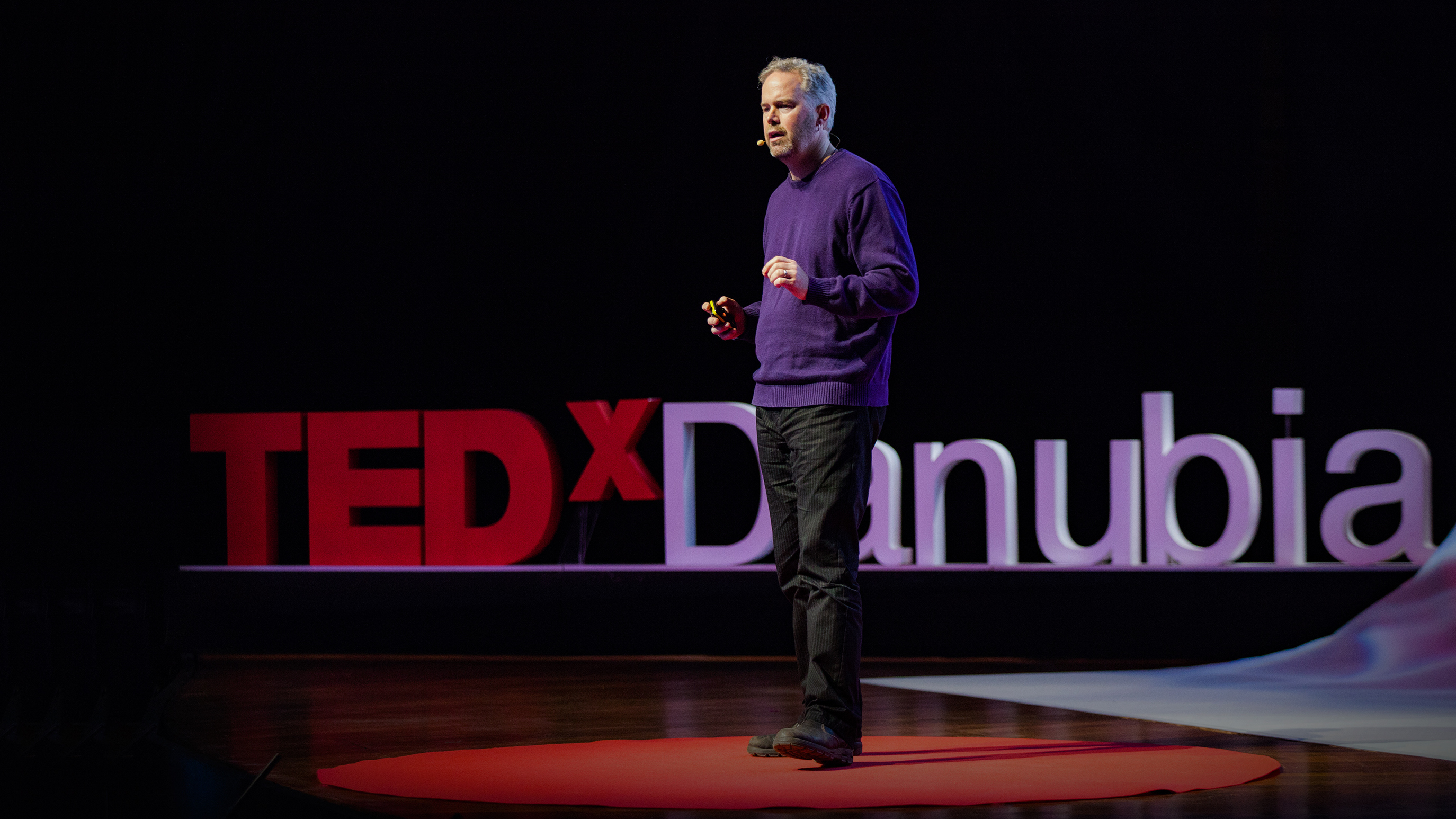 Image for Brett Hennig: Should We Replace Politicians With Random Citizens? Article