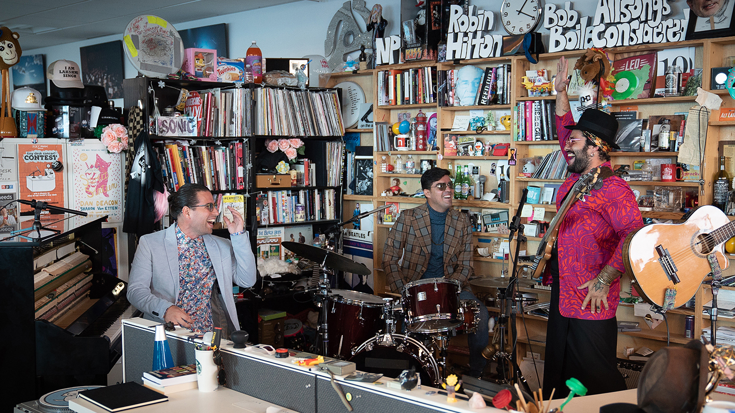 Alfredo Rodríguez: Tiny Desk Concert