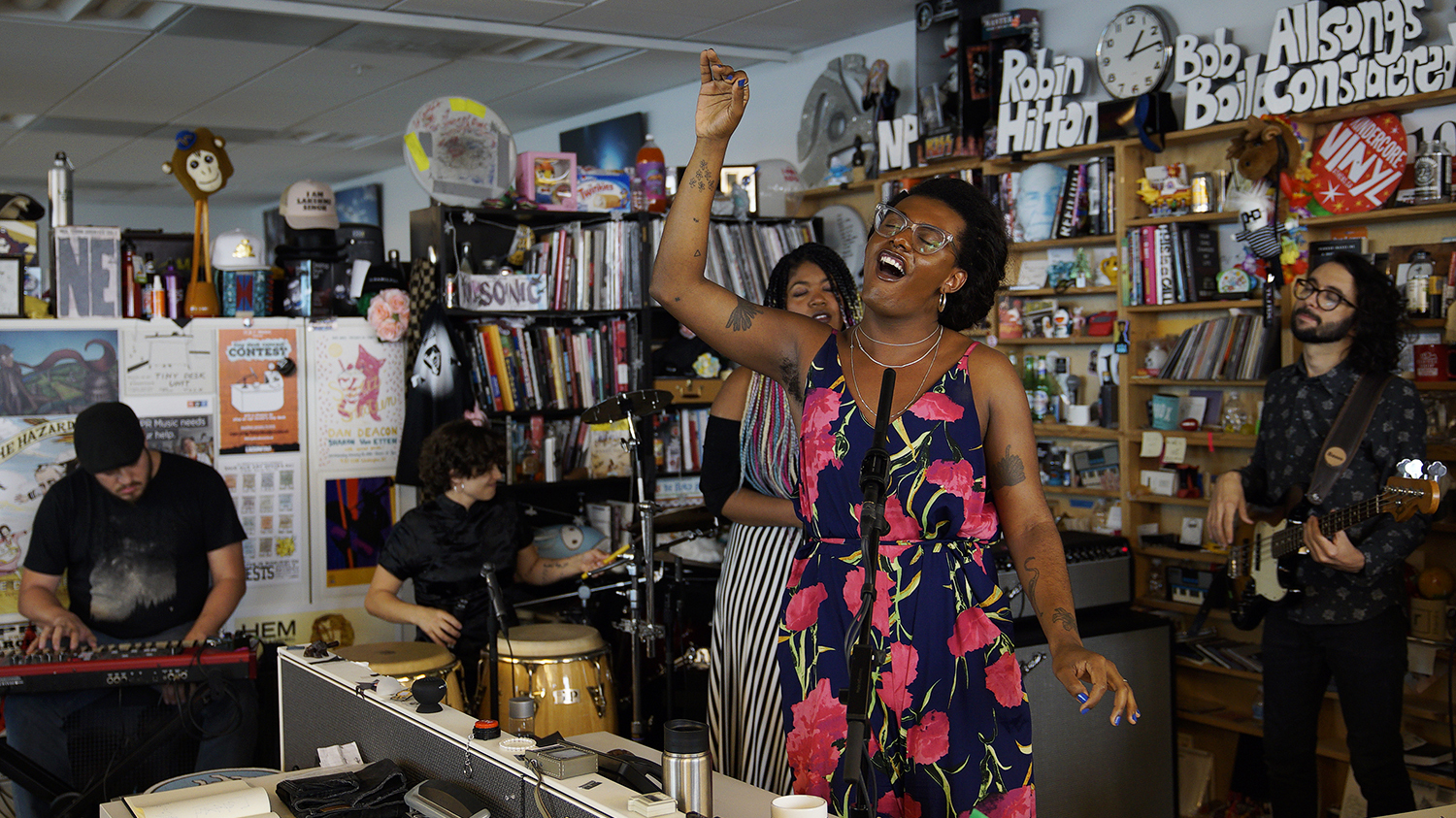 Liniker e os Caramelows: Tiny Desk Concert