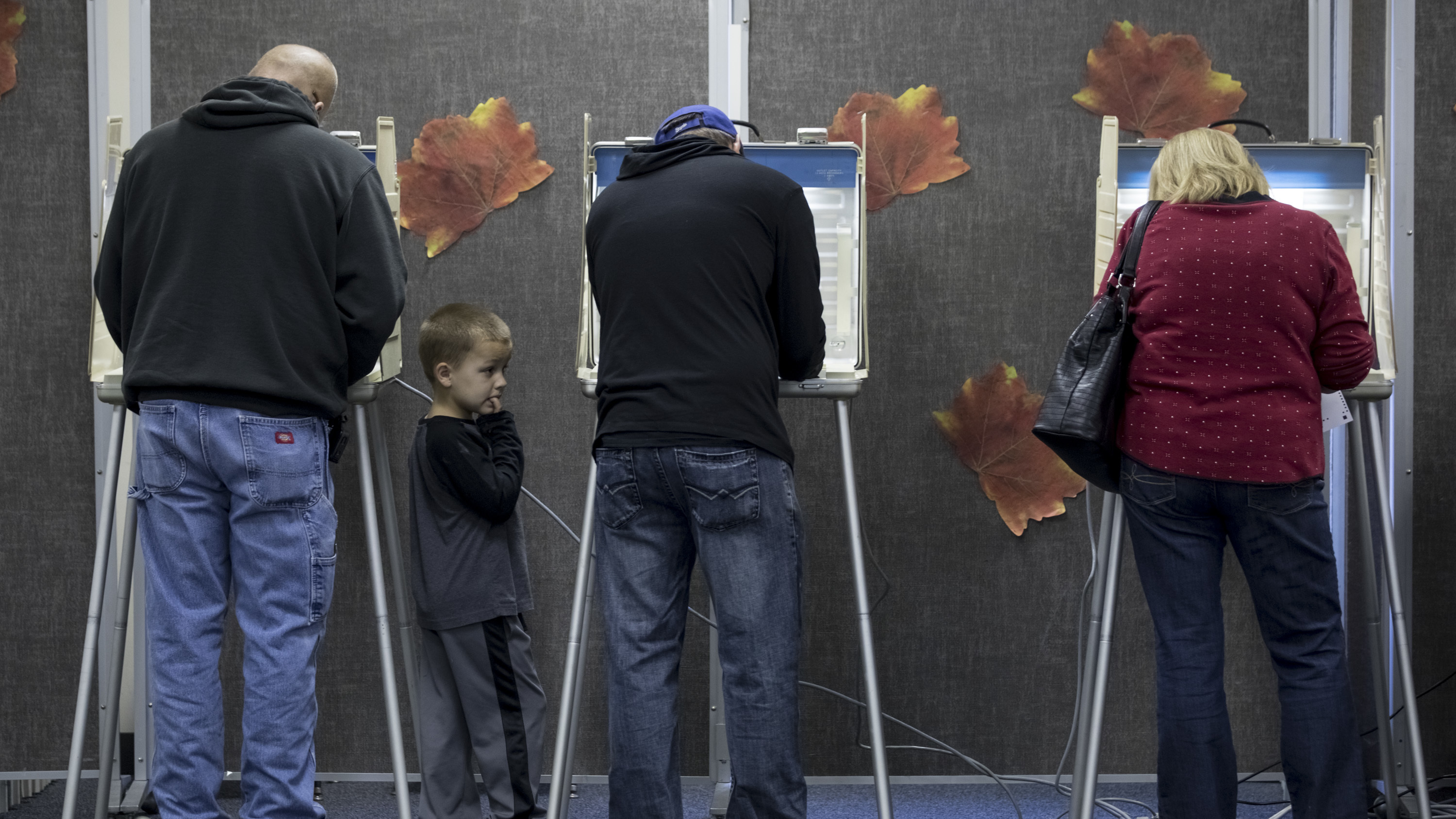 Voters in Missouri cast ballots on Election Day 2016. This year, it's one of many states where voters will decide on ballot measures aimed at stricter government ethics rules. (Getty Images)