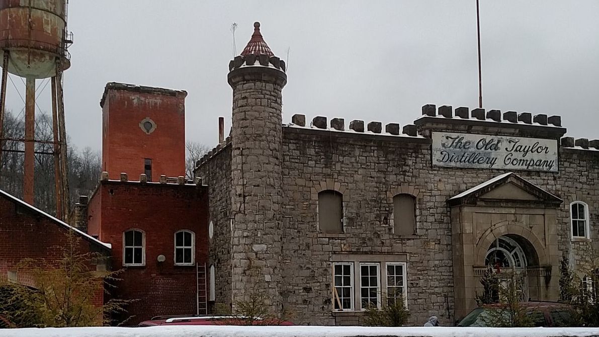 Kentucky distillers scientifically emulate a century-old bottle of bourbon