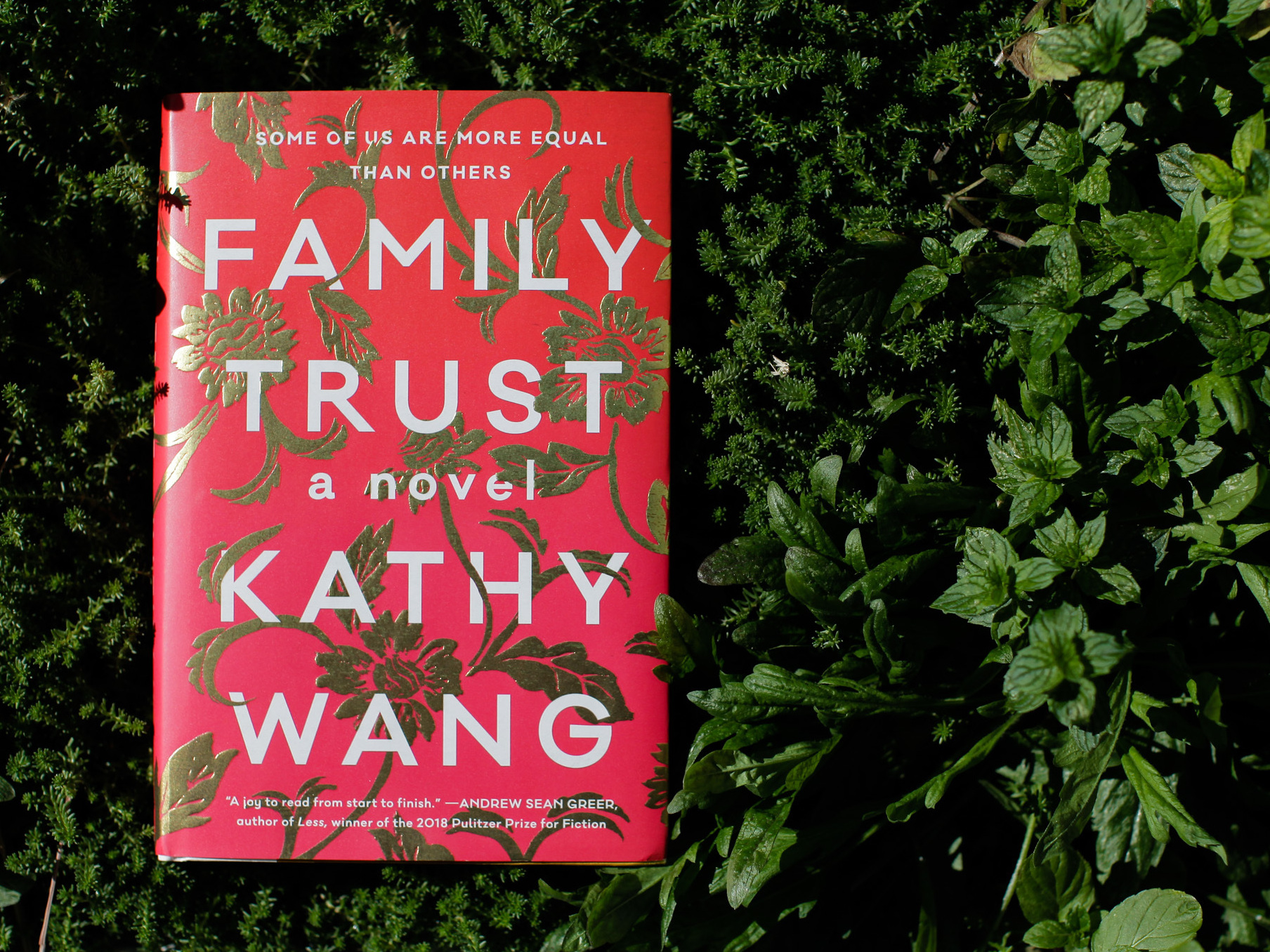 In 'Trust,' a selfish, unlikeable family makes for a compelling read