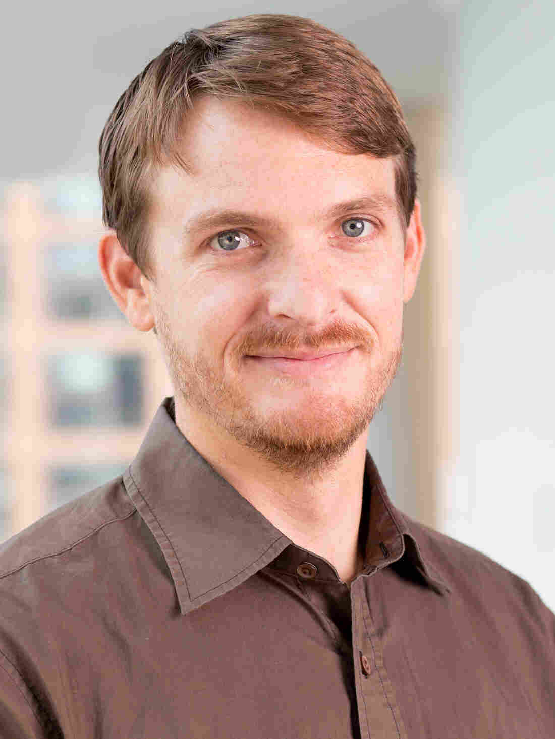 Nathan Rott at NPR headquarters in Washington, D.C., September 27, 2018. (photo by Allison Shelley)