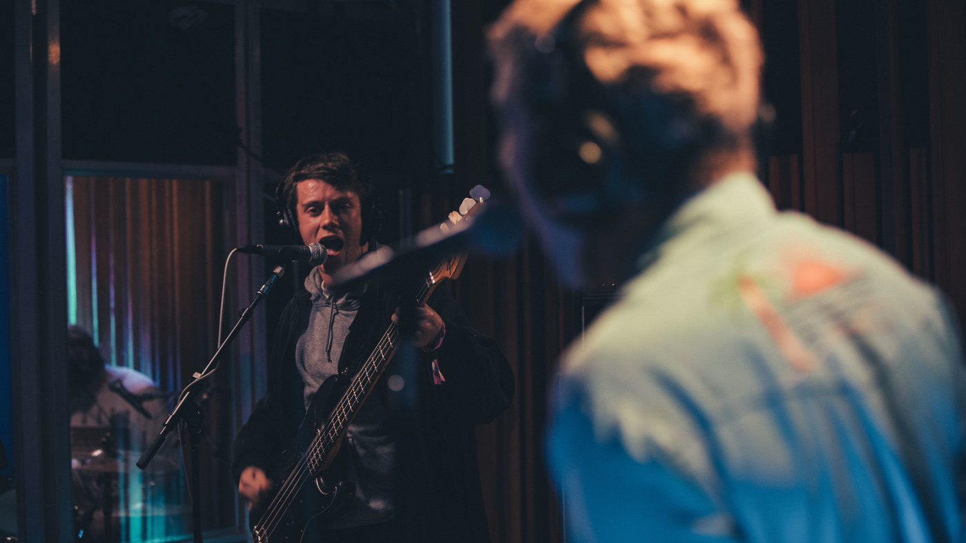 Watch Shame Perform 'Lampoon' Live In The Studio