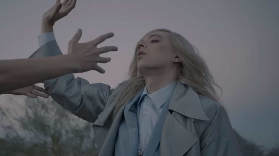 Lawrence Rothman in the music video for "Oath." ( )