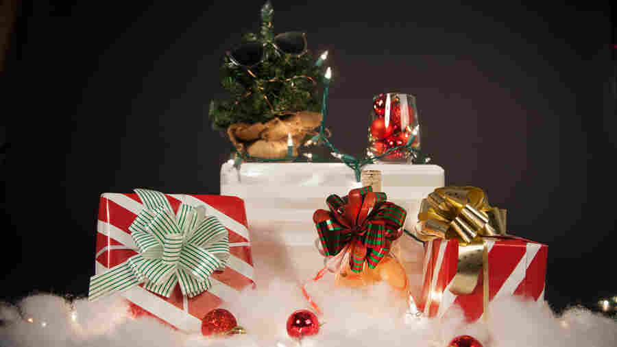 Poolside Yuletide: 51 Songs To Paint Your Holidays Pink