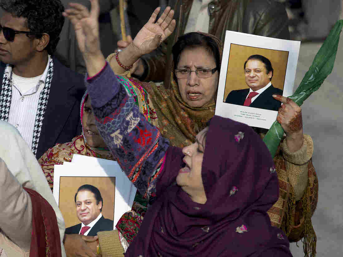 Pakistan's former PM Nawaz Sharif sentenced to 7 years for corruption Pakistan's former PM Nawaz Sharif sentenced to 7 years for corruption