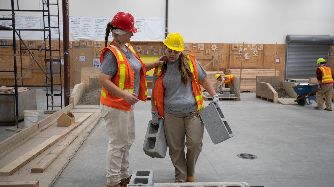 'Changing The Mindset': Female Inmates In Training For A Life After ...