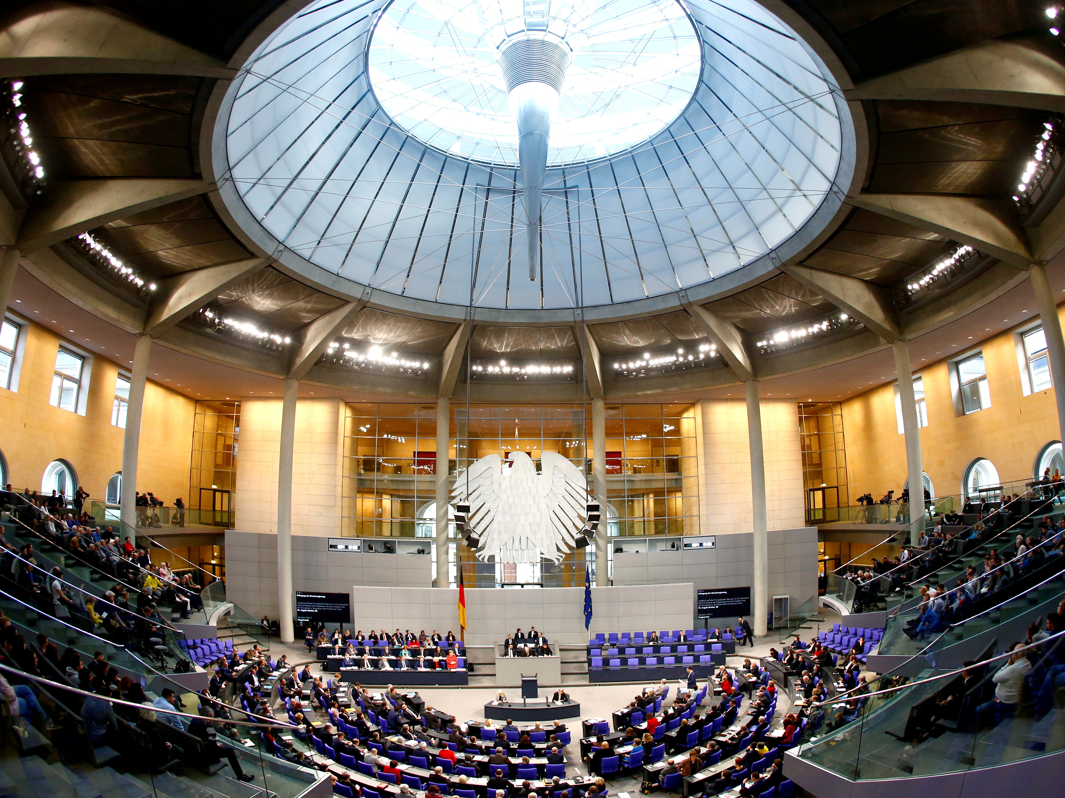 Hackers Attack Hundreds Of High-Profile German Politicians, Post Private Data Online
