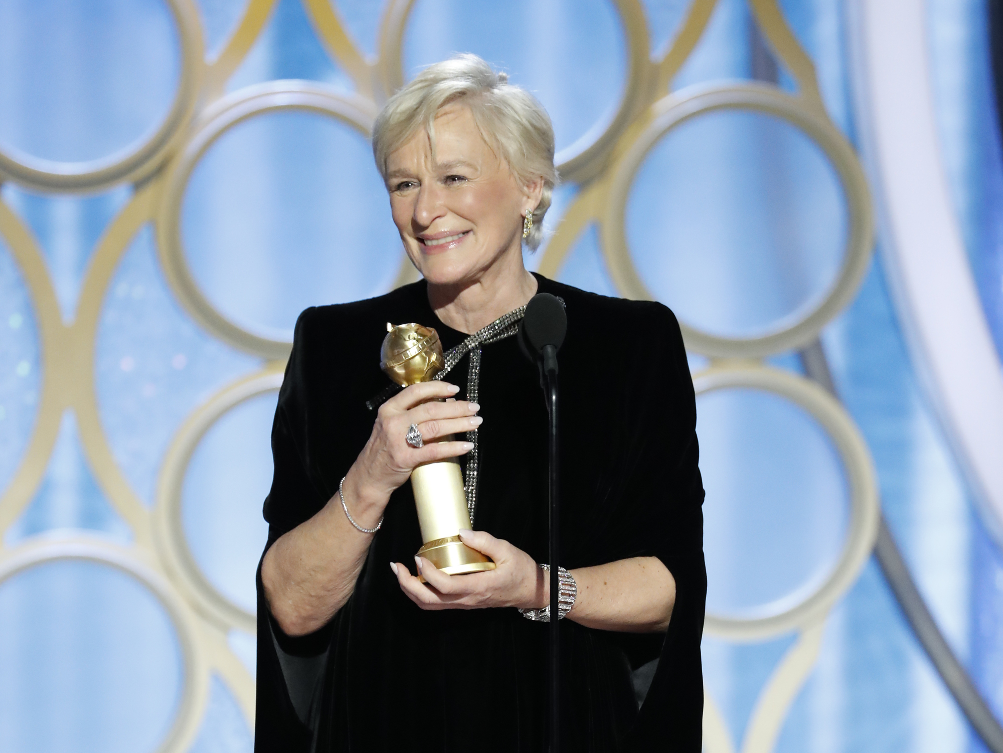 Glenn Close accepts the best actress in a motion picture – drama award for her role in <em>The Wife</em> during the 76th Golden Globe Awards. (NBCUniversal via Getty Images)