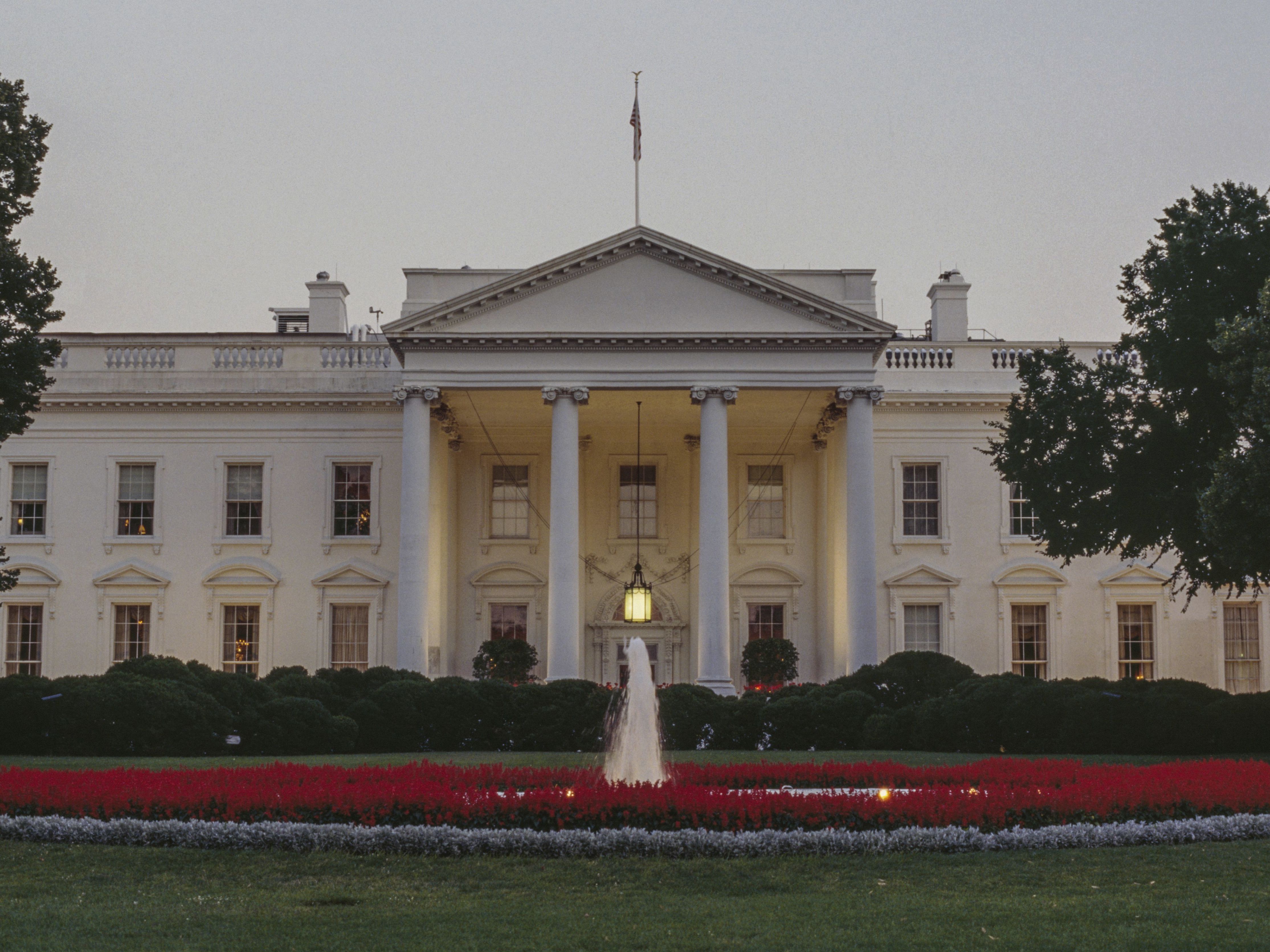 North facade of the White House in Washington D.C. (De Agostini via Getty Images)