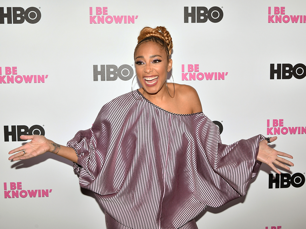 'Insecure' Star Amanda Seales Takes The Stand-Up Stage In HBO's 'I Be