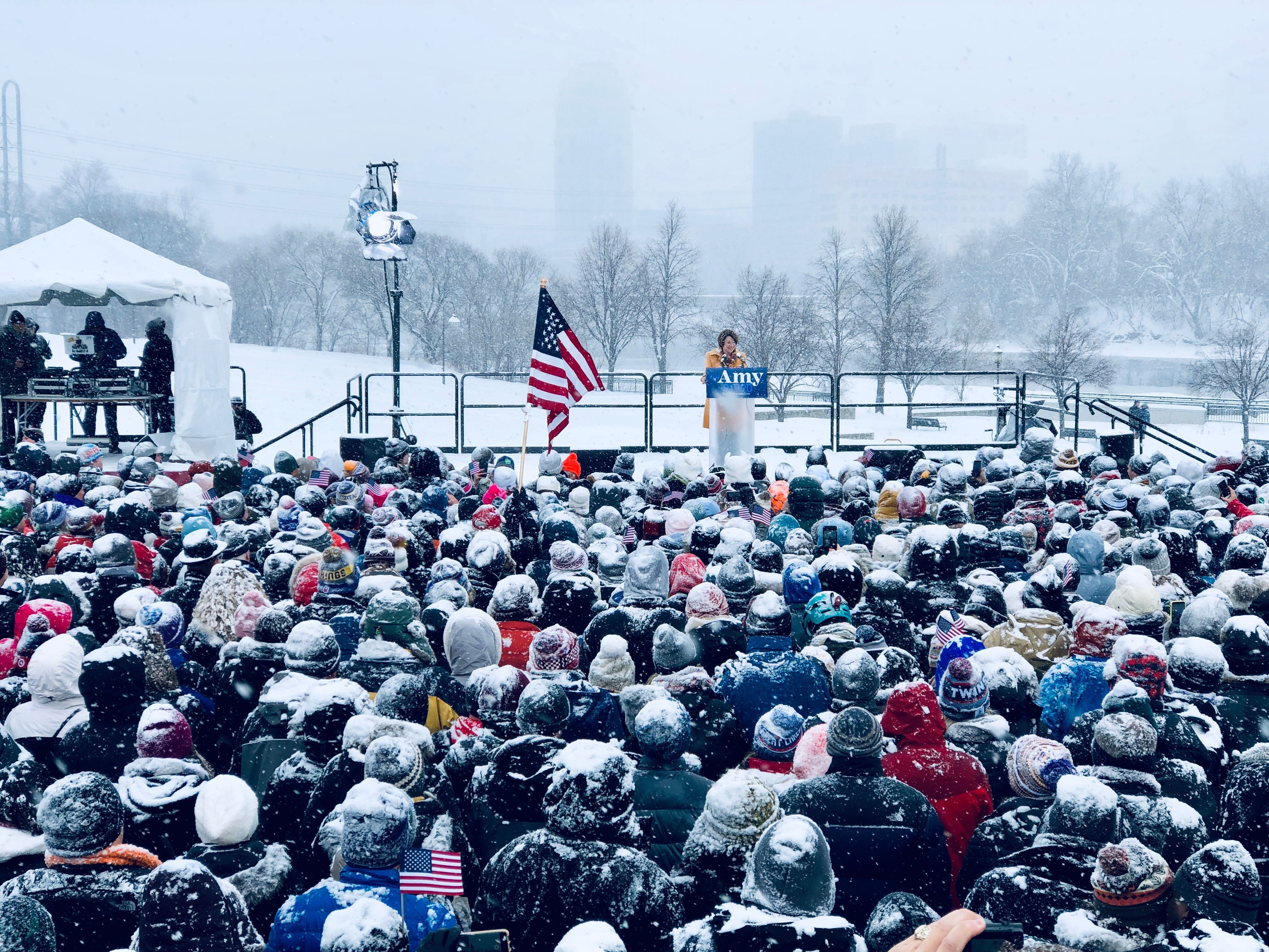 Sen. Amy Klobuchar , D-Minn., announces her candidacy for president during a snow fall on Feb. 10, 2019 in Minneapolis, Minnesota. (AFP/Getty Images)